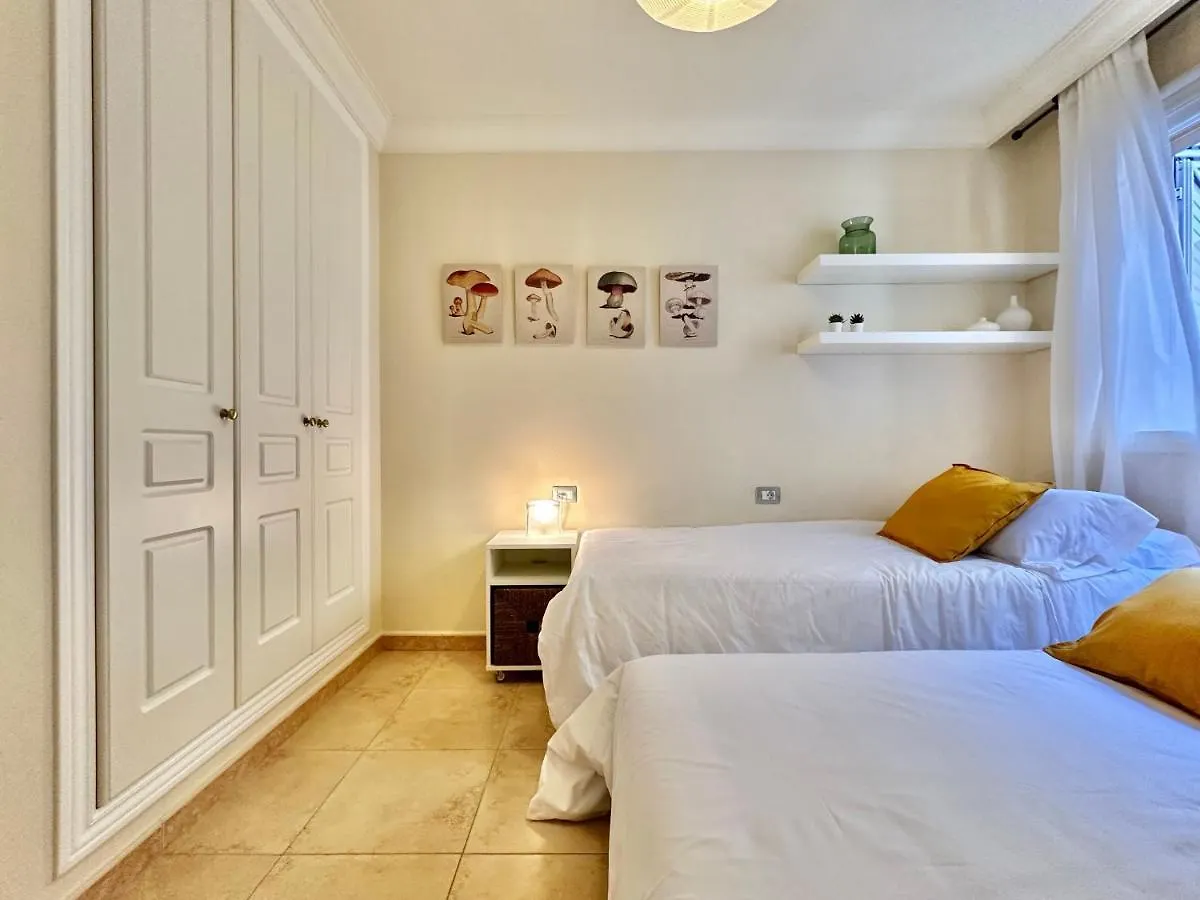 Apartamento Vista Faro 포리스 데 아보나 스페인